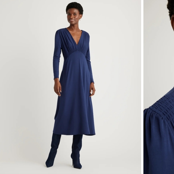 Quintessa Midi Dress in Navy Lace